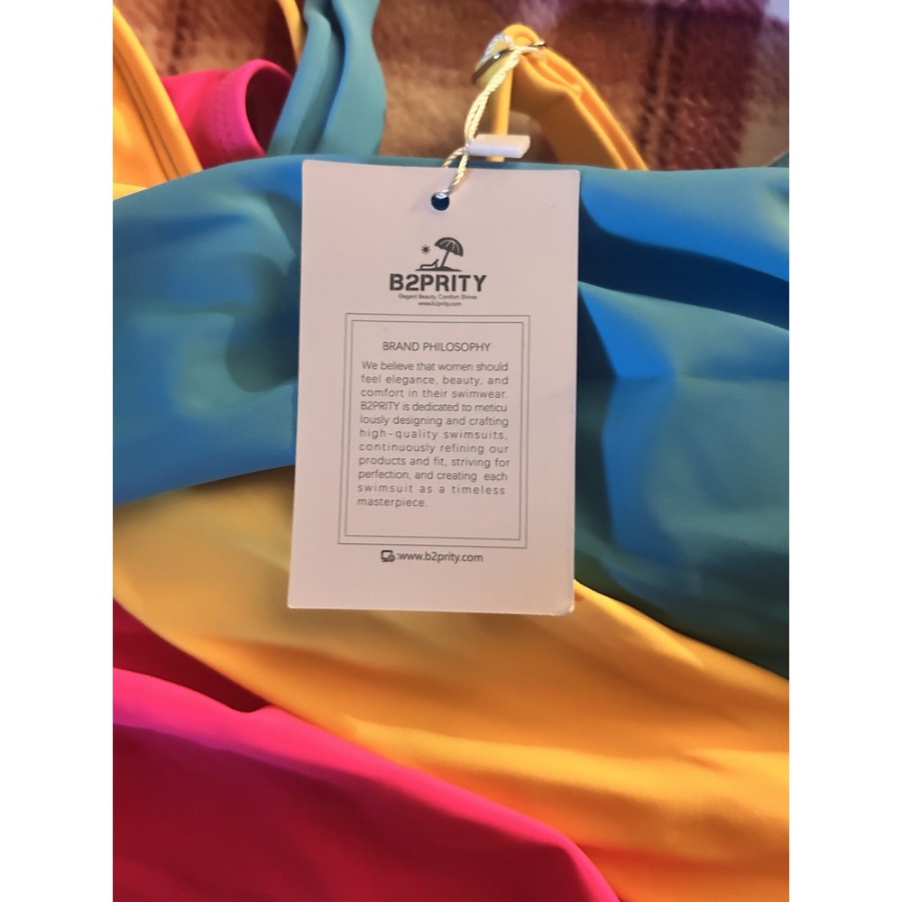 B2Prity Small Swimsuit Womens New - Picture 4 of 5